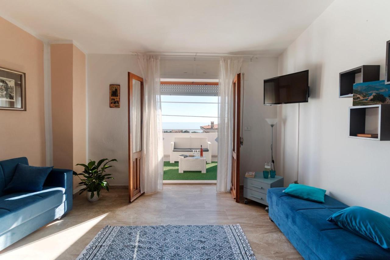 White Rose Suite Apartment 칼라고노네 외부 사진