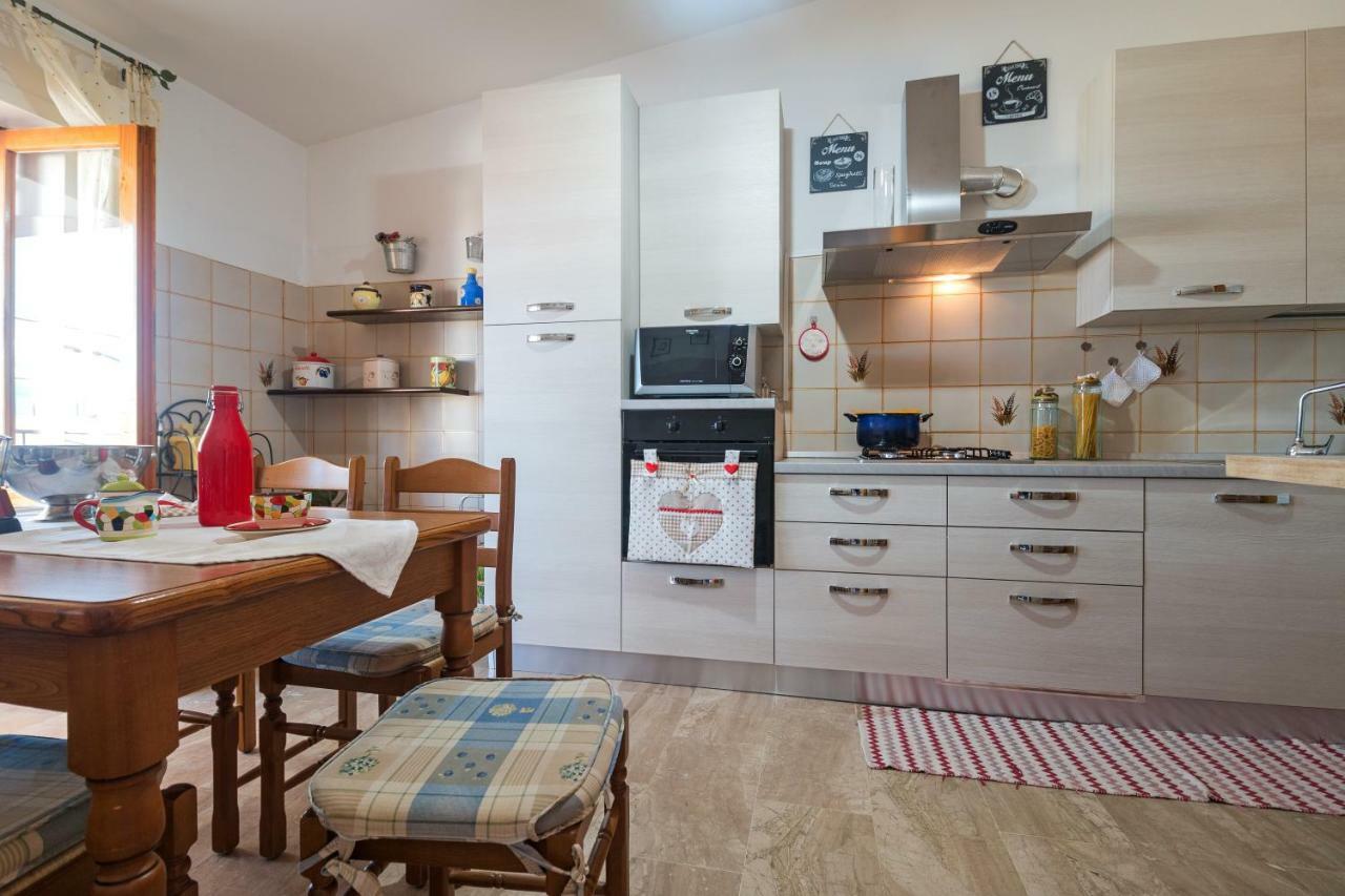 White Rose Suite Apartment 칼라고노네 외부 사진